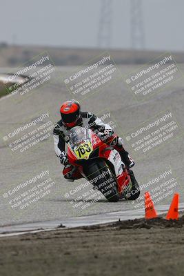 media/Nov-29-2025-TrackDaz (Sat) [[10ae2d9bce]]/A Group/Session 3 (Outside Grapevine)/